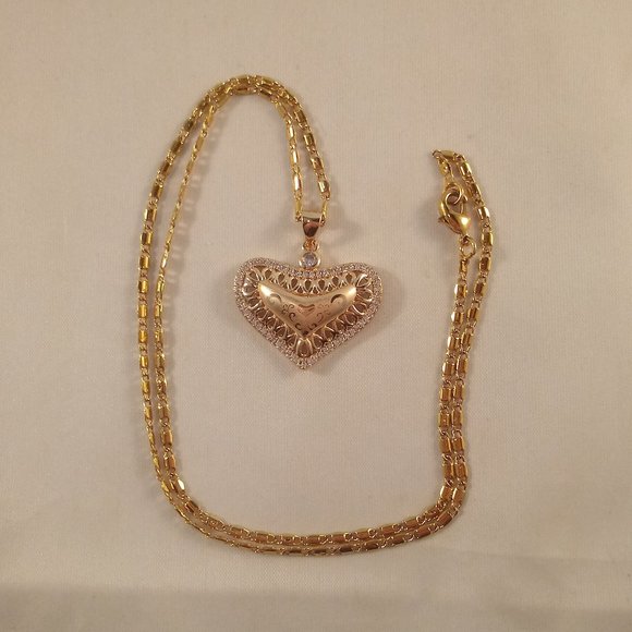 18K Yellow Gold Filled Luxury Heart Diamond Zircon Laser Carved Pendant Necklace - Picture 3 of 8